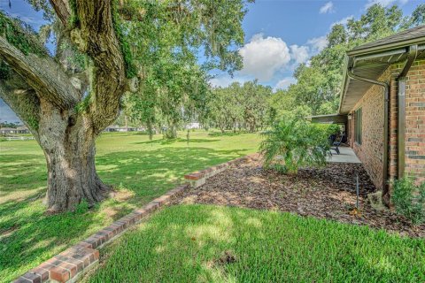 House in Zephyrhills, Florida 2 bedrooms, 171.31 sq.m. № 1838995 - photo 25