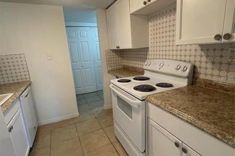 Condominio en venta en Orlando, Florida, 2 dormitorios, 90.67 m2 № 1816283 - foto 4