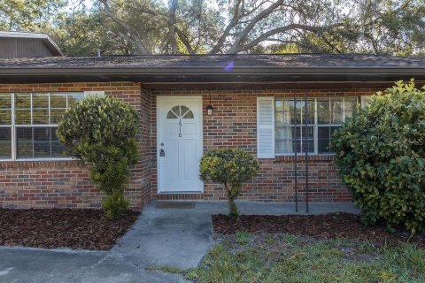 Apartment in DeLand, Florida 2 bedrooms, 99.96 sq.m. № 2122900 - photo 2