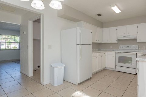 Apartment in DeLand, Florida 2 bedrooms, 99.96 sq.m. № 2122900 - photo 7