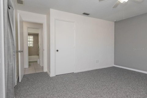 Apartment in DeLand, Florida 2 bedrooms, 99.96 sq.m. № 2122900 - photo 12