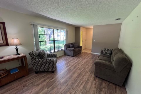 Villa ou maison à vendre à DeLand, Floride: 3 chambres, 168.9 m2 № 2287497 - photo 4