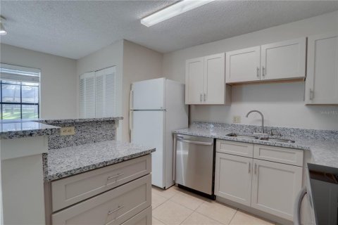 Appartement à louer à Altamonte Springs, Floride: 2 chambres, 82.96 m2 № 2385917 - photo 8