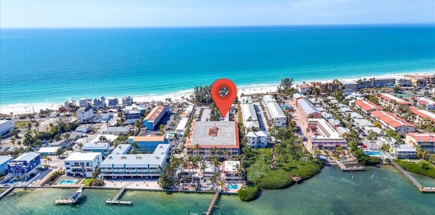 Condo in Bradenton Beach, Florida, 2 bedrooms  № 2130252