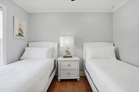 Condo in Bradenton Beach, Florida, 2 bedrooms  № 2130252 - photo 30