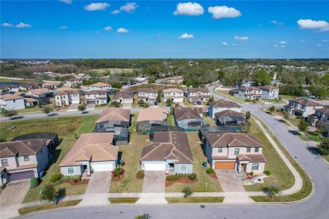 Villa ou maison à vendre à Haines City, Floride: 3 chambres, 143.81 m2 № 1336694 - photo 3