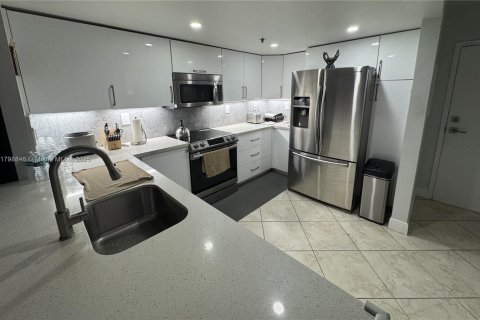 Condominio en venta en Aventura, Florida, 2 dormitorios, 114.55 m2 № 1712728 - foto 6