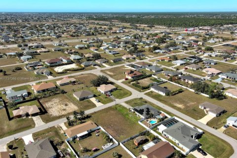 Terrain à vendre à Cape Coral, Floride № 2054720 - photo 18