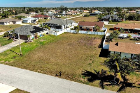 Terrain à vendre à Cape Coral, Floride № 2054720 - photo 7