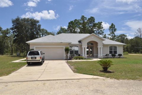 House in Williston, Florida 3 bedrooms, 184.97 sq.m. № 671828 - photo 2