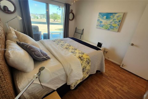 Copropriété à vendre à Deerfield Beach, Floride: 2 chambres, 92.9 m2 № 1979454 - photo 24