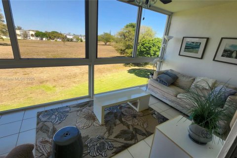 Copropriété à vendre à Deerfield Beach, Floride: 2 chambres, 92.9 m2 № 1979454 - photo 28