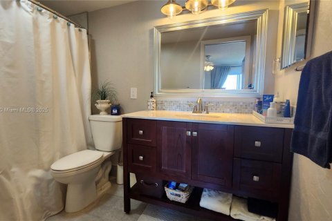 Copropriété à vendre à Deerfield Beach, Floride: 2 chambres, 92.9 m2 № 1979454 - photo 18