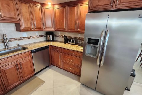Copropriété à vendre à Deerfield Beach, Floride: 2 chambres, 92.9 m2 № 1979454 - photo 6