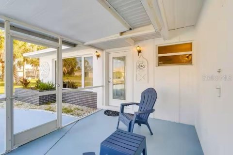 Villa ou maison à louer à Port Charlotte, Floride: 2 chambres, 127.09 m2 № 1675653 - photo 19