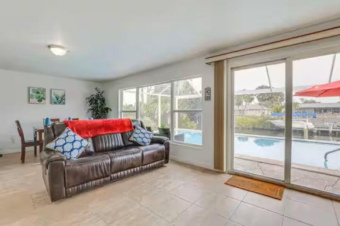 Villa ou maison à louer à Port Charlotte, Floride: 2 chambres, 127.09 m2 № 1675653 - photo 10
