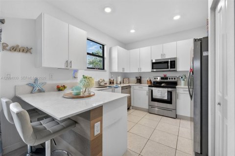 Купить таунхаус в Хомстед, Флорида 3 спальни, 133.97м2, № 2068664 - фото 12