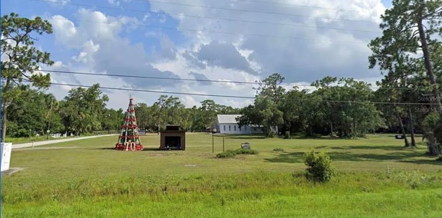 Land in Christmas, Florida № 2162430