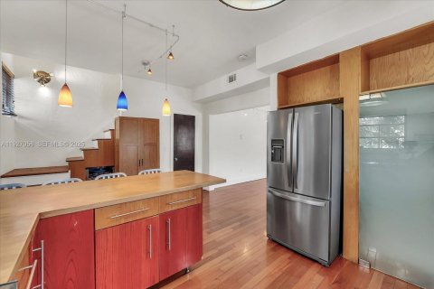 Купить кондоминиум в Майами-Бич, Флорида 2 спальни, 95.22м2, № 1985968 - фото 11