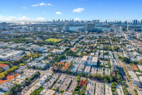 Купить кондоминиум в Майами-Бич, Флорида 2 спальни, 95.22м2, № 1985968 - фото 26