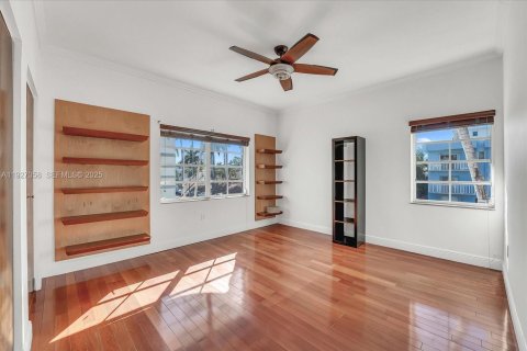 Купить кондоминиум в Майами-Бич, Флорида 2 спальни, 95.22м2, № 1985968 - фото 17