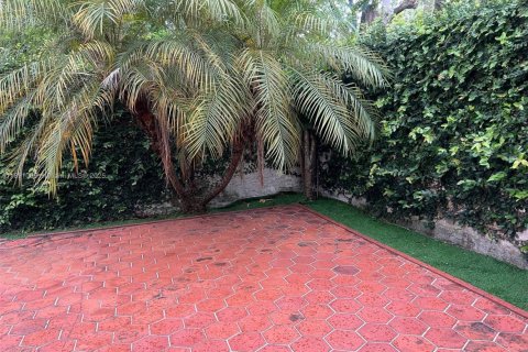 Touwnhouse à louer à Miami, Floride: 3 chambres, 132.85 m2 № 1944392 - photo 14