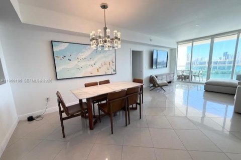 Condominio en venta en Aventura, Florida, 3 dormitorios, 171.78 m2 № 2020123 - foto 10