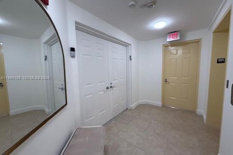 Condominio en venta en Aventura, Florida, 3 dormitorios, 171.78 m2 № 2020123 - foto 26