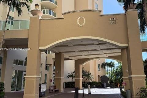 Condominio en venta en Aventura, Florida, 3 dormitorios, 171.78 m2 № 2020123 - foto 30
