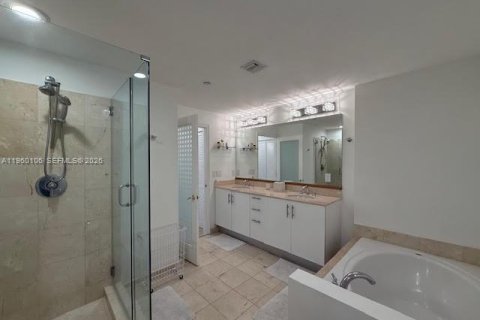 Condominio en venta en Aventura, Florida, 3 dormitorios, 171.78 m2 № 2020123 - foto 17