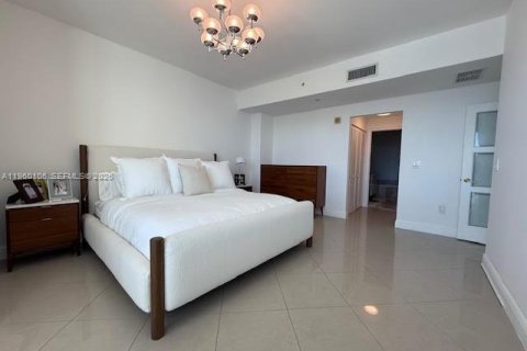 Condominio en venta en Aventura, Florida, 3 dormitorios, 171.78 m2 № 2020123 - foto 12