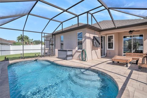 House in Bradenton, Florida 3 bedrooms, 156.54 sq.m. № 1793462 - photo 3
