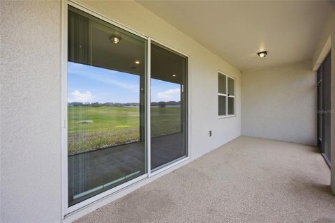 House in Ocala, Florida 3 bedrooms, 211.72 sq.m. № 2106616 - photo 25