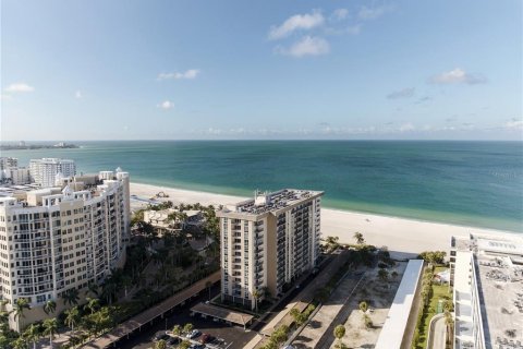 Condo in Sarasota, Florida, 2 bedrooms  № 2123952