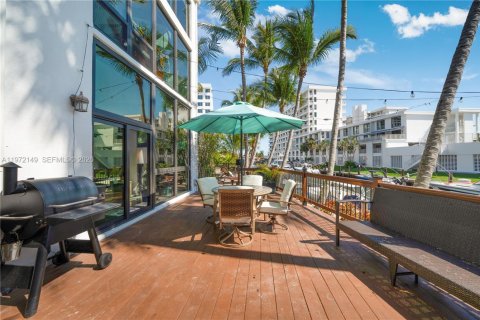 Touwnhouse à vendre à Fort Lauderdale, Floride: 2 chambres, 167.78 m2 № 2040802 - photo 24