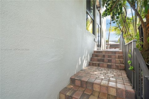 Touwnhouse à vendre à Fort Lauderdale, Floride: 2 chambres, 167.78 m2 № 2040802 - photo 25