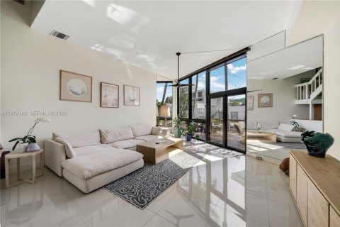 Touwnhouse à vendre à Fort Lauderdale, Floride: 2 chambres, 167.78 m2 № 2040802 - photo 2