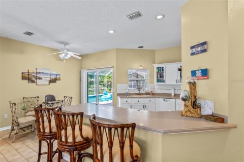 House in Palm Coast, Florida 4 bedrooms, 195.56 sq.m. № 1810314 - photo 25