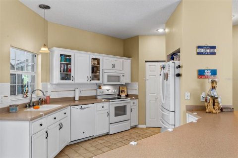 House in Palm Coast, Florida 4 bedrooms, 195.56 sq.m. № 1810314 - photo 26