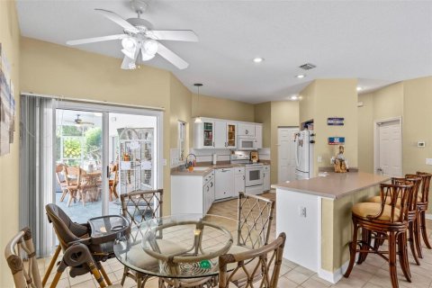 House in Palm Coast, Florida 4 bedrooms, 195.56 sq.m. № 1810314 - photo 24