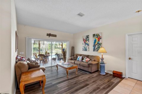 House in Palm Coast, Florida 4 bedrooms, 195.56 sq.m. № 1810314 - photo 8