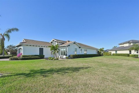 House in Bradenton, Florida 3 bedrooms, 212.56 sq.m. № 1553619 - photo 6