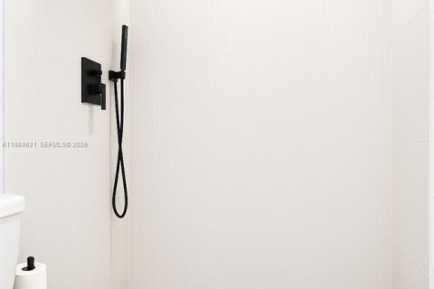 Купить кондоминиум в Норт-Бей-Виллидж, Флорида 53.6м2, № 2090894 - фото 22