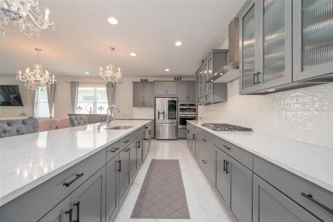 House in Sarasota, Florida 3 bedrooms, 213.49 sq.m. № 1638236 - photo 12