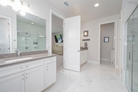 House in Sarasota, Florida 3 bedrooms, 213.49 sq.m. № 1638236 - photo 24
