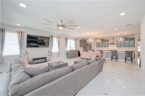 House in Sarasota, Florida 3 bedrooms, 213.49 sq.m. № 1638236 - photo 7