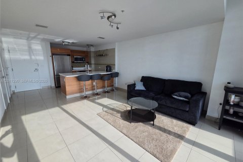 Condominio en venta en Miami, Florida, 1 dormitorio, 70.7 m2 № 2075159 - foto 7