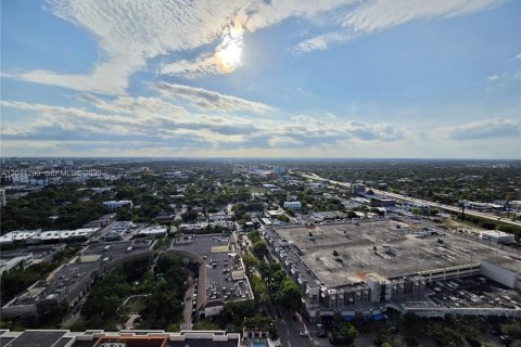 Condominio en venta en Miami, Florida, 1 dormitorio, 70.7 m2 № 2075159 - foto 15