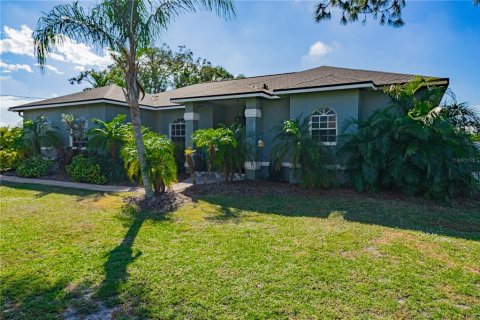 House in Bradenton, Florida 4 bedrooms, 232.44 sq.m. № 1853135 - photo 3