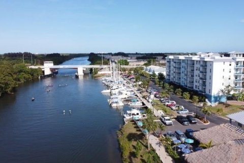 Condo in Merrit Island, Florida, 3 bedrooms  № 1565040 - photo 8